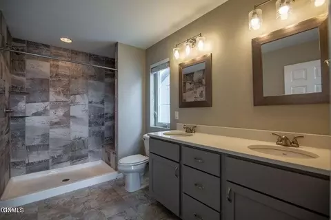 3209 Kenner Lp, Bismarck, ND 58504 photo 14