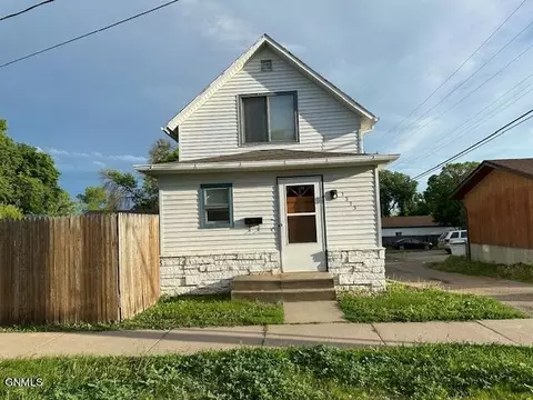 1313 E Rosser Ave, Bismarck, ND 58501 photo 3