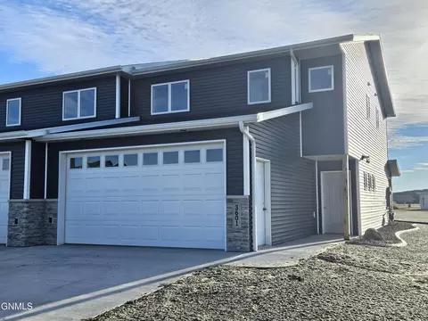 3601 24th St SE, Mandan, ND 58554