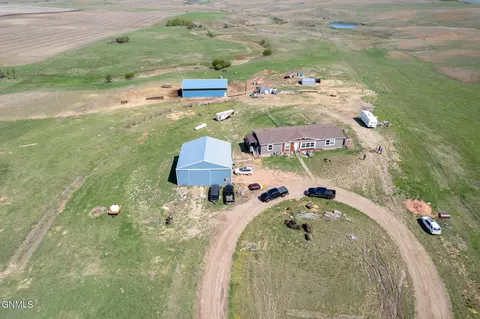 4755 58th St, Almont, ND 58520