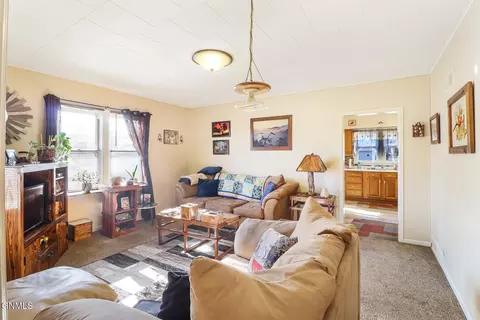 905 6th Ave E, Williston, ND 58801 photo 13