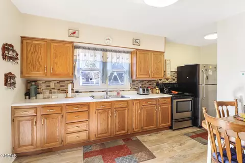 905 6th Ave E, Williston, ND 58801 photo 10