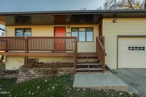 Other - 1409 15th St SE, Mandan, ND 58554 photo 15 of 17