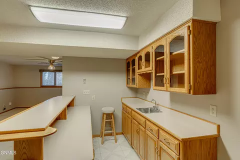 Kitchen - 1409 15th St SE, Mandan, ND 58554 photo 2 of 10