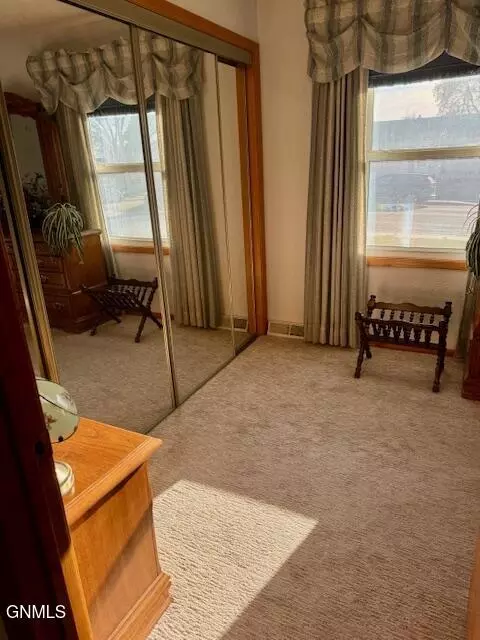 1042 Riverview Ave, Bismarck, ND 58504 photo 26