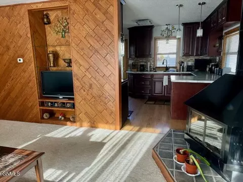 1042 Riverview Ave, Bismarck, ND 58504 photo 5