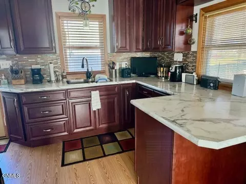 1042 Riverview Ave, Bismarck, ND 58504 photo 27