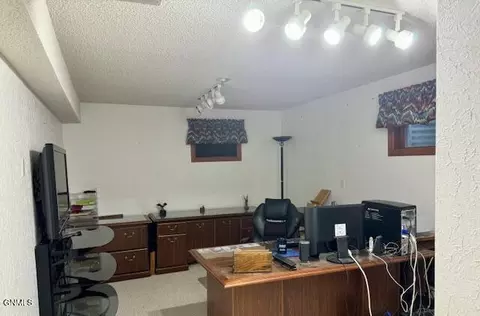1042 Riverview Ave, Bismarck, ND 58504 photo 35