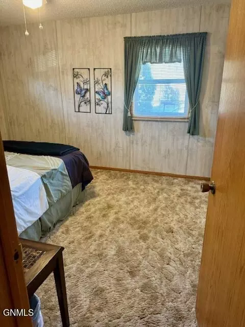 1042 Riverview Ave, Bismarck, ND 58504 photo 20
