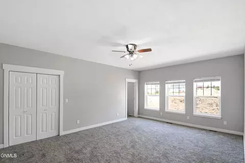 3738 Rocky Wagon St, Williston, ND 58801 photo 11