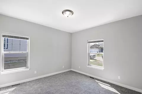 3738 Rocky Wagon St, Williston, ND 58801 photo 17