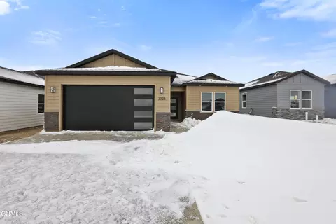 3325 34th St W, Williston, ND 58801