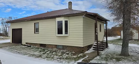 Exterior - 236 Frances St N, Streeter, ND 58483 photo 1 of 3