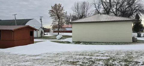 Exterior - 236 Frances St N, Streeter, ND 58483 photo 3 of 3
