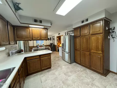 834 4th Ave NE, Garrison, ND 58540 photo 21