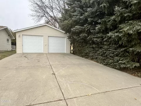 834 4th Ave NE, Garrison, ND 58540 photo 39