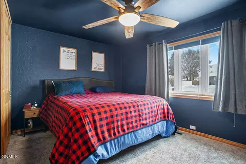 Bedroom - 503 15th Ave W, Williston, ND 58801 photo 4 of 6