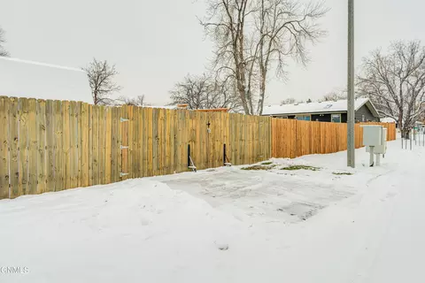 2520 7th St N, Bismarck, ND 58503 photo 43