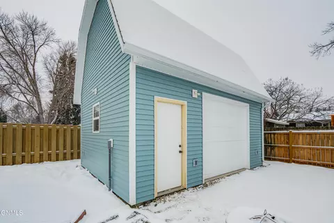 2520 7th St N, Bismarck, ND 58503 photo 37