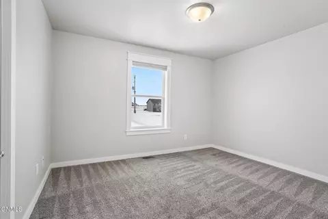 13658 Cherry St NW, Williston, ND 58801 photo 24