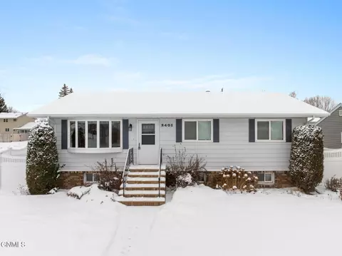 2401 7th Ave E, Williston, ND 58801
