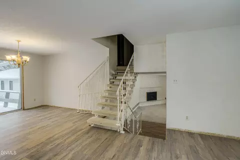 Living - 218 Nova Dr, Bismarck, ND 58503 photo 8 of 8