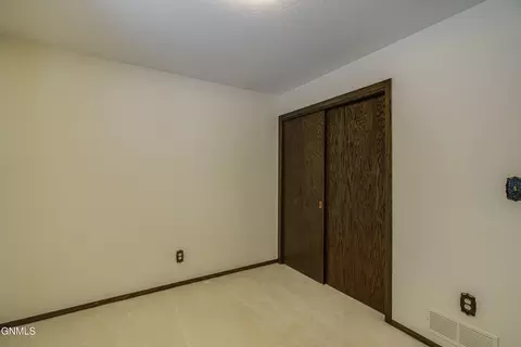 Bedroom - 218 Nova Dr, Bismarck, ND 58503 photo 2 of 8