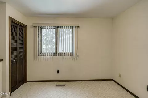 Bedroom - 218 Nova Dr, Bismarck, ND 58503 photo 7 of 8