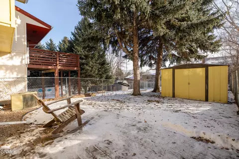 Exterior - 605 Craig Dr NW, Mandan, ND 58554 photo 5 of 5