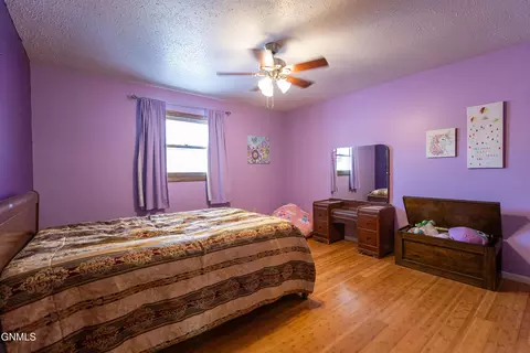 Bedroom - 605 Craig Dr NW, Mandan, ND 58554 photo 3 of 4