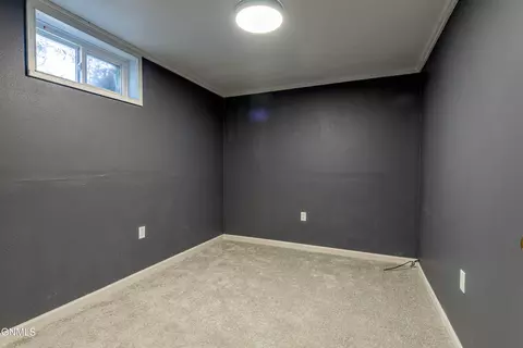 225 9th St E, Dickinson, ND 58601 photo 25