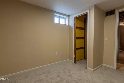 225 9th St E, Dickinson, ND 58601 photo 24