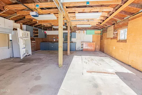 225 9th St E, Dickinson, ND 58601 photo 30
