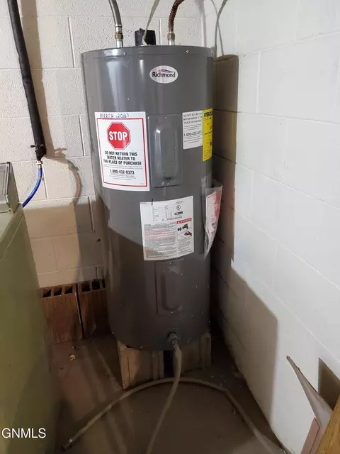Other - 408 5th St E, Napoleon, ND 58561 photo 5 of 9