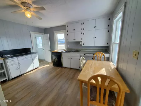 Kitchen - 408 5th St E, Napoleon, ND 58561 photo 4 of 5