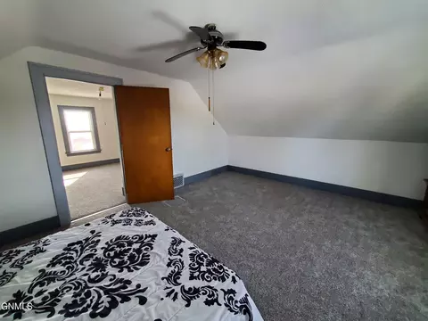 Bedroom - 408 5th St E, Napoleon, ND 58561 photo 3 of 6
