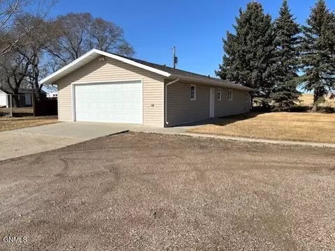 1300 Crestfield Ave, Bismarck, ND 58503 photo 33