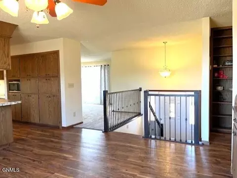 1300 Crestfield Ave, Bismarck, ND 58503 photo 10