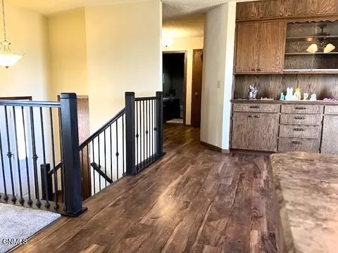 1300 Crestfield Ave, Bismarck, ND 58503 photo 8
