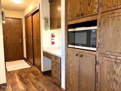 1300 Crestfield Ave, Bismarck, ND 58503 photo 6