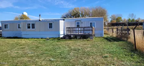632 Burlington Rd, Stanton, ND 58571 photo 3