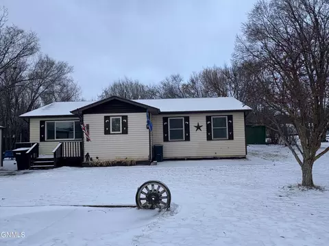 4017 3rd Ave E, Williston, ND 58801 photo 24