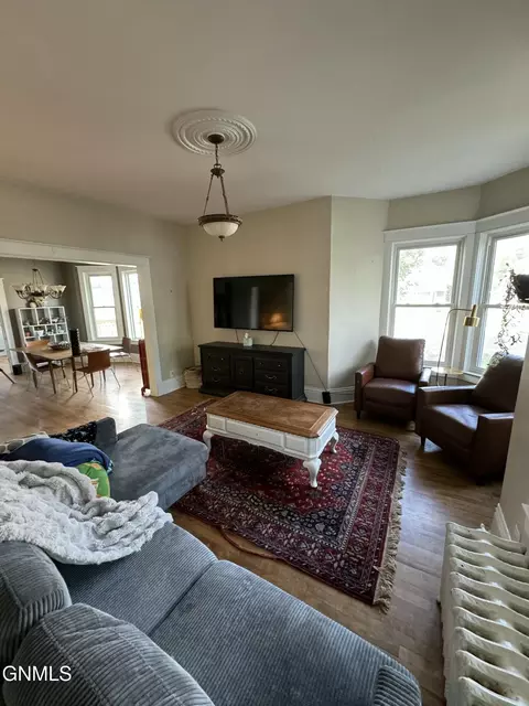 Living - 821 Main St, Williston, ND 58801 photo 2 of 3