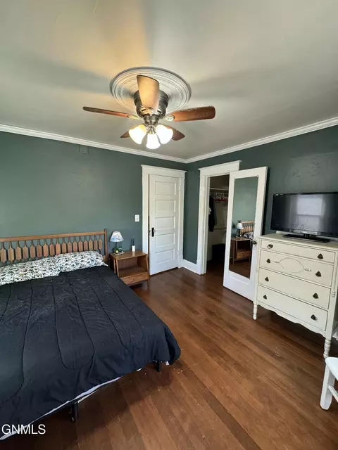 Bedroom - 821 Main St, Williston, ND 58801 photo 2 of 6