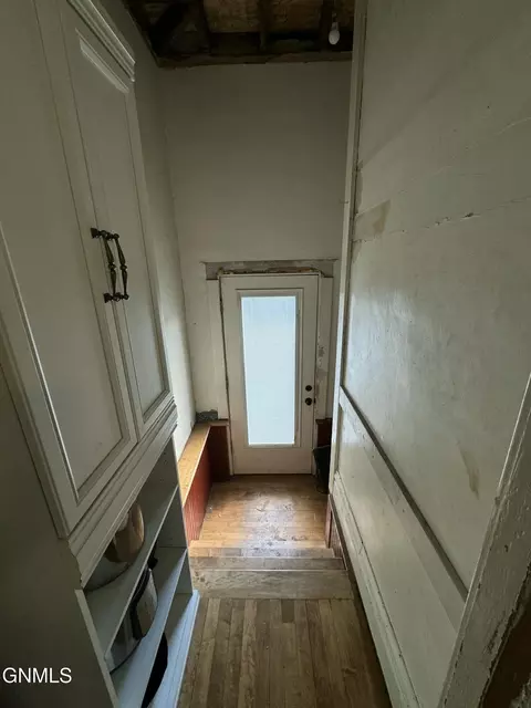 Entry Way - 821 Main St, Williston, ND 58801 photo 8 of 8