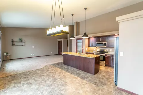 1728 Calgary Loop, Bismarck, ND 58503 photo 10