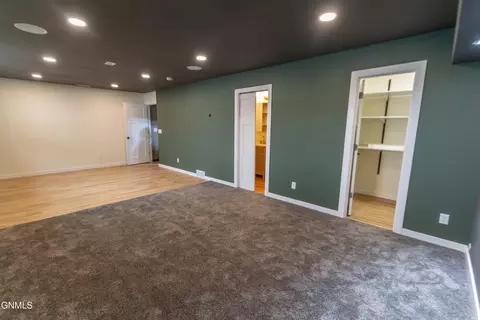1728 Calgary Loop, Bismarck, ND 58503 photo 24