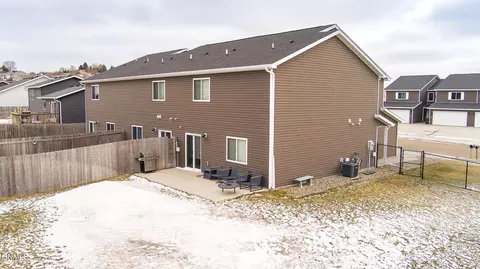 4724 Impala Ct NW, Mandan, ND 58554 photo 26