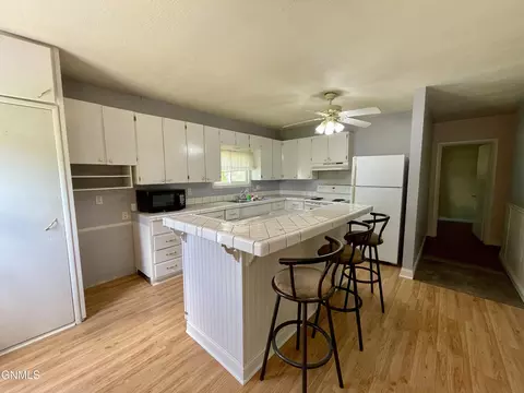 302 Grove St, Lignite, ND 58752 photo 2