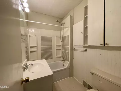 302 Grove St, Lignite, ND 58752 photo 8